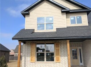 4008 SW Hollyhock St, Bentonville, AR 72712