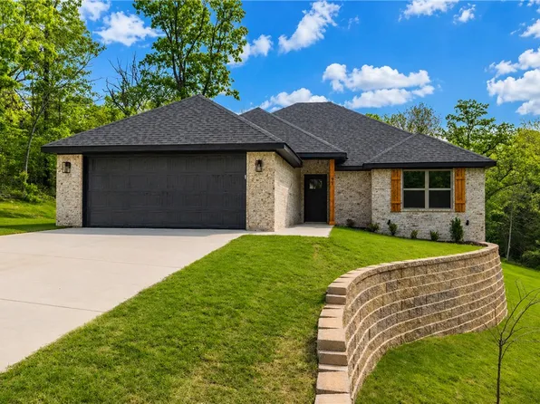 95 Shetland Dr, Bella Vista, AR 72715