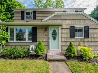 186 Haddon Rd, Rochester, NY 14626