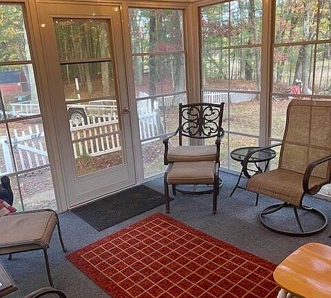 4th image of 9520 S Rainbow Lake Dr