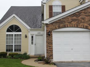 1885 Canterbury Ct, Gurnee, IL