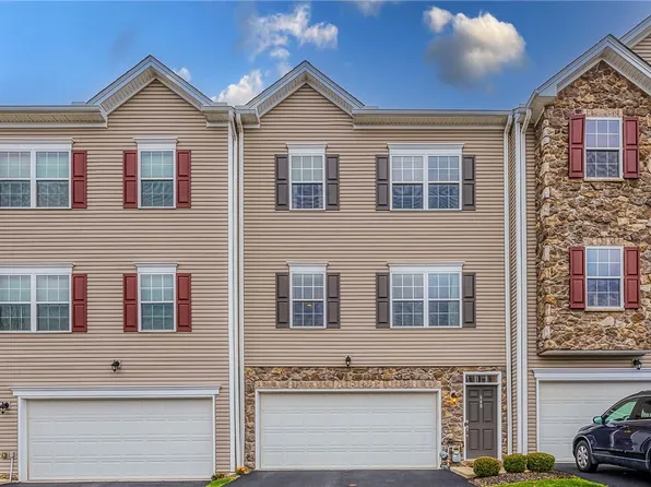 648 Freedom Dr, Carnegie, PA 15106