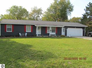 3590 Cecil Rd, Cadillac, MI 49601