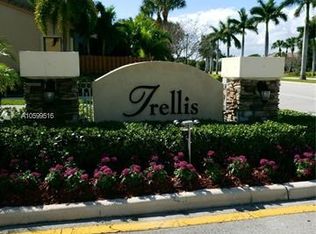 22738 SW 89th Path, Cutler Bay, FL 33190