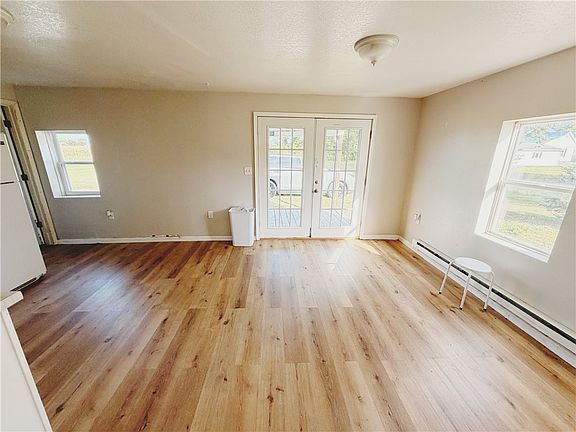 3rd image of 507 N State St