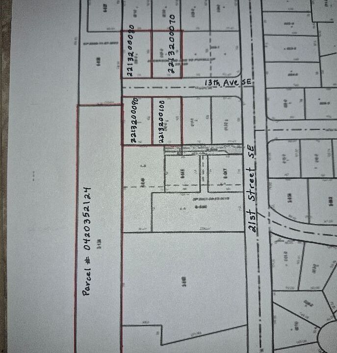 2nd image of 0 13th St SE