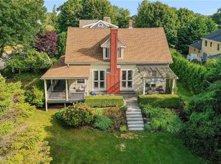 28 Calvert Pl, Jamestown, RI 02835
