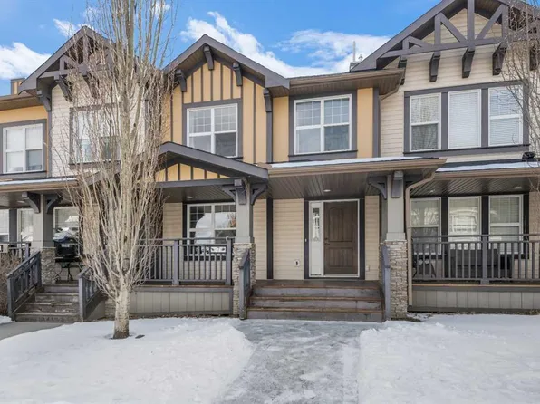 7 N Clydesdale Pl, Cochrane, AB T4C 0M4