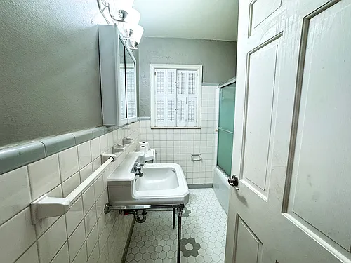 61 N Reese St — Photo 10