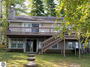 8290 Woodland Dr, Hale, MI 48739