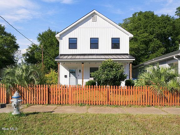 3rd image of 624 S 8th Street