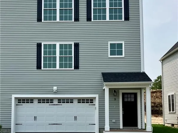 1 Old County Village Way Unit D, Smithfield, RI 02917