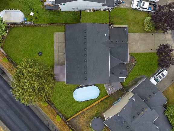 2nd image of 8603 161st Street E