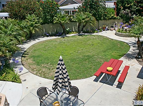 3rd image of 21371 Augusta Cir