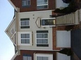 7558 Great Swan Ct, Alexandria, VA 22306