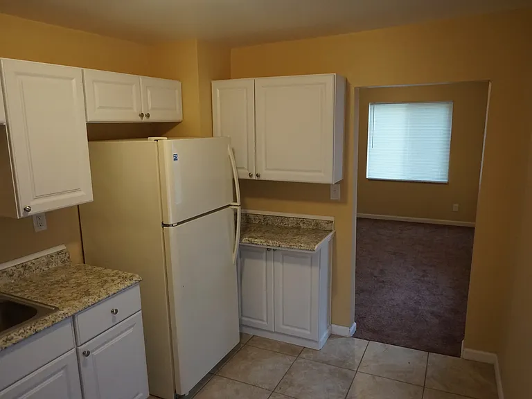 2202 Isabelle St — Photo 17
