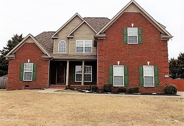 1st image of 1811 Marian Ln