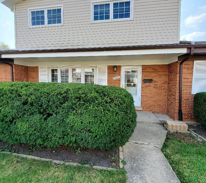 1st image of 9032 N Clifton Ave