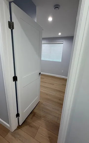 2638 N Frederic St #201 — Photo 31
