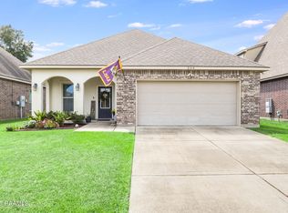 204 Marston House Dr, Youngsville, LA 70592