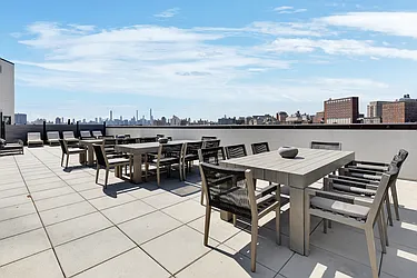 Rented by R New York