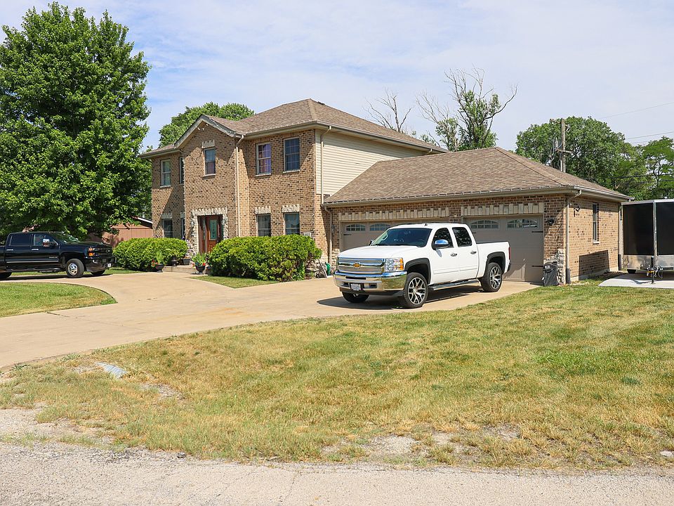 1st image of 4813 Hollywood Dr