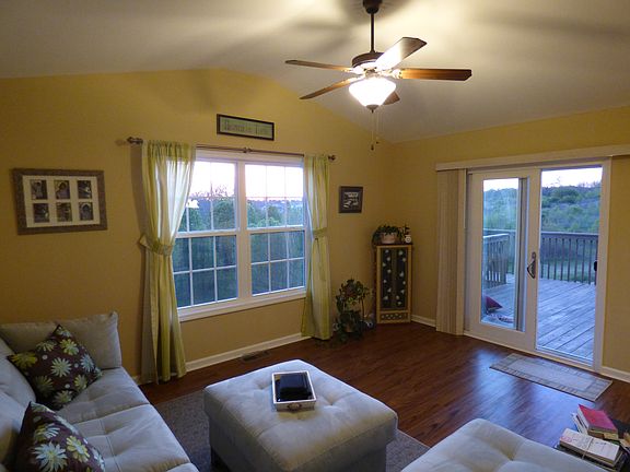 3rd image of 273 White Oak Trce