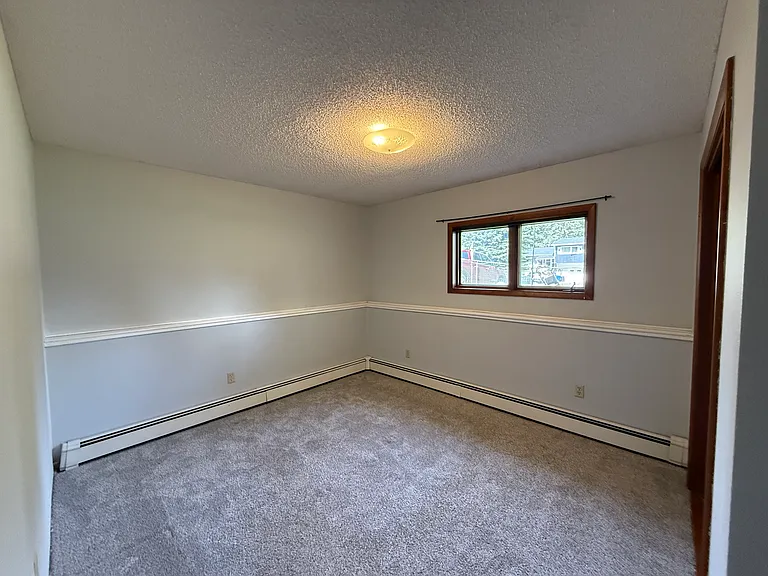 235 Glacier Ave — Photo 3