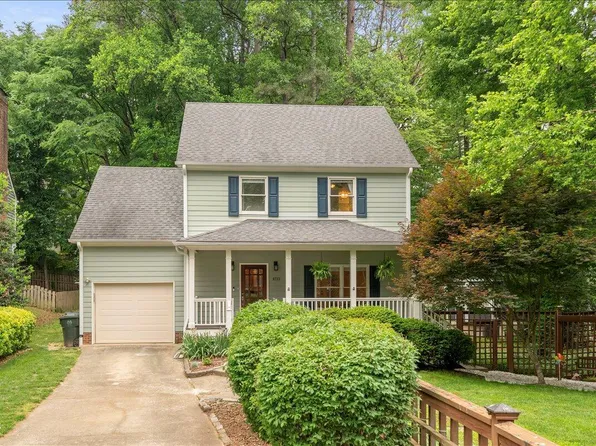 6733 Eastbrook Dr, Raleigh, NC 27615