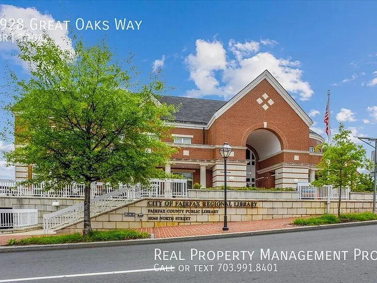 9928 Great Oaks Way — Photo 45