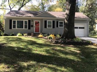 5438 Granada St, Mission, KS 66205