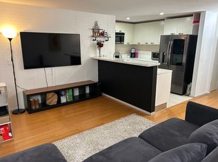 957 S Gramercy Dr APT 102, Los Angeles, CA 90019