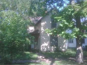 2nd image of 817 Blaine Ave