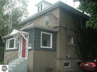 190 Cleveland St, Manistee, MI 49660