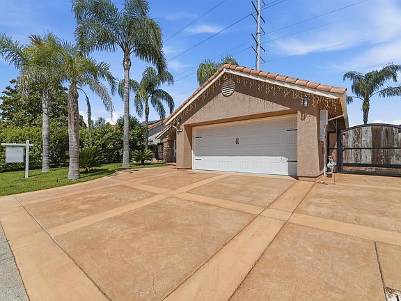 4th image of 359 Trevor Ave