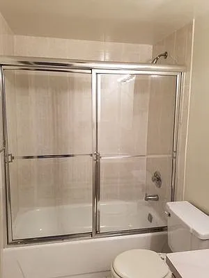 Rented by Max & Associates Realty Corp | media 49