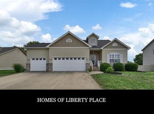 119 George Bush Blvd, Troy, IL 62294