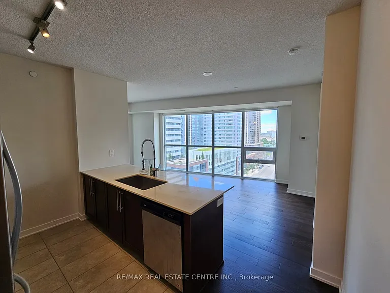 510 Curran Pl #1007 — Photo 36