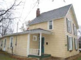 305 Oakland St, Holly, MI