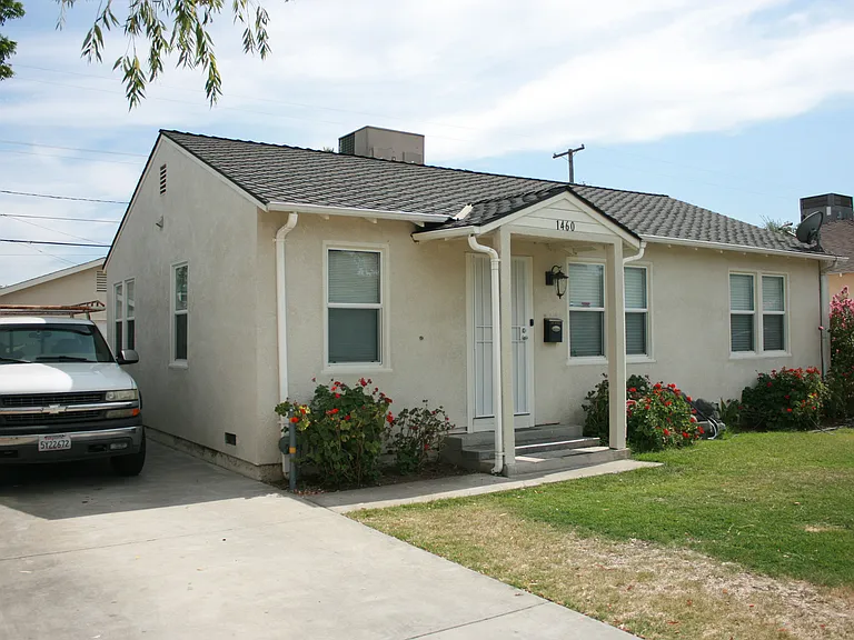 1460 Oxford Way — Photo 43