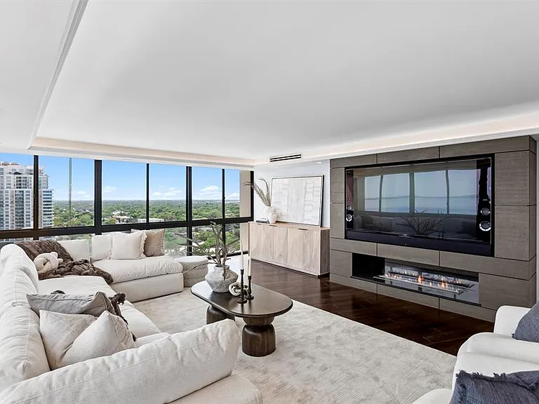 3301 Bayshore Blvd #2207B — Photo 30