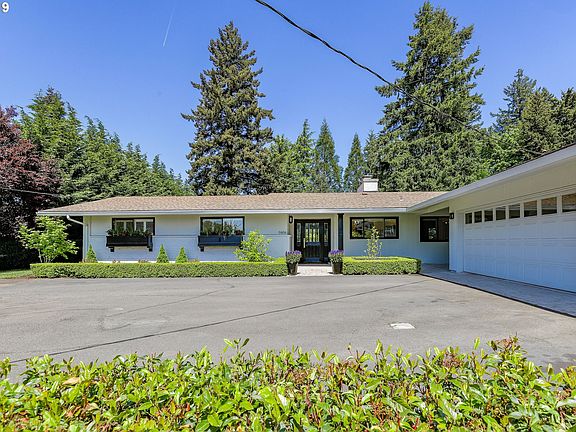 3rd image of 5808 Buena Vista Dr