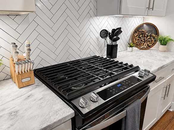 1507 10th Ave N — Photo 4