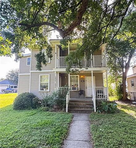 5822 General Haig St Photo 1