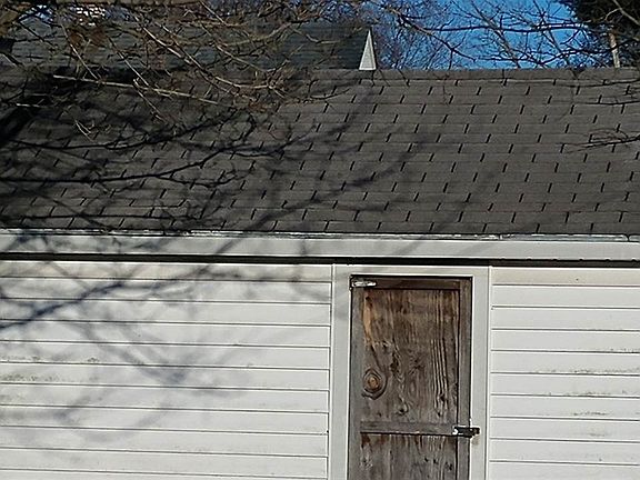 3rd image of 2141 N 1st St