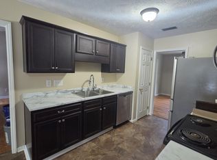 6135 Arabello Rd, Hope Mills, NC 28348