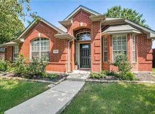3856 Johnson Dr, Carrollton, TX 75010