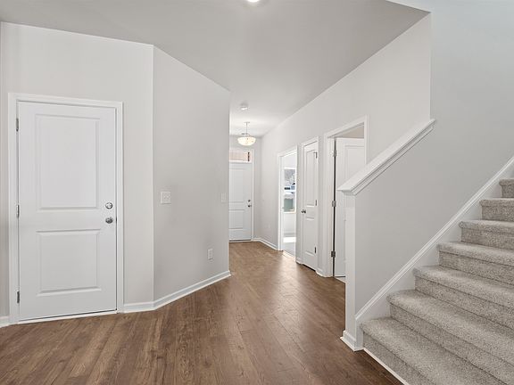 5th image of 2491 Campton Loop