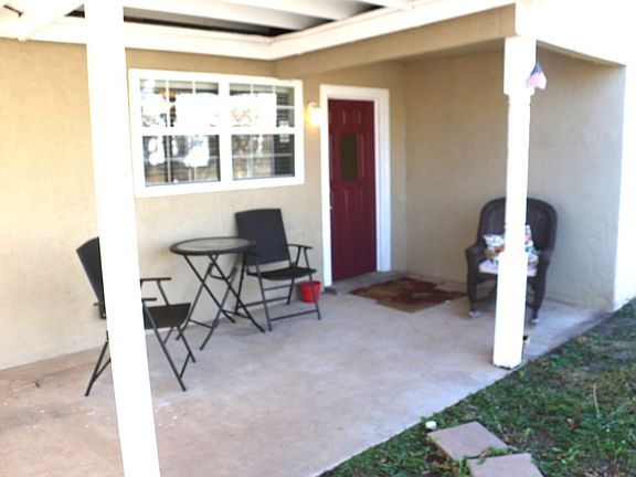 3rd image of 617 W Avenue X