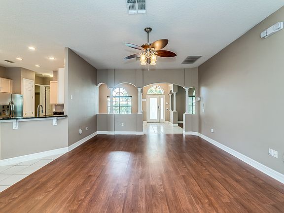 4th image of 7902 Plum Blossom Ct